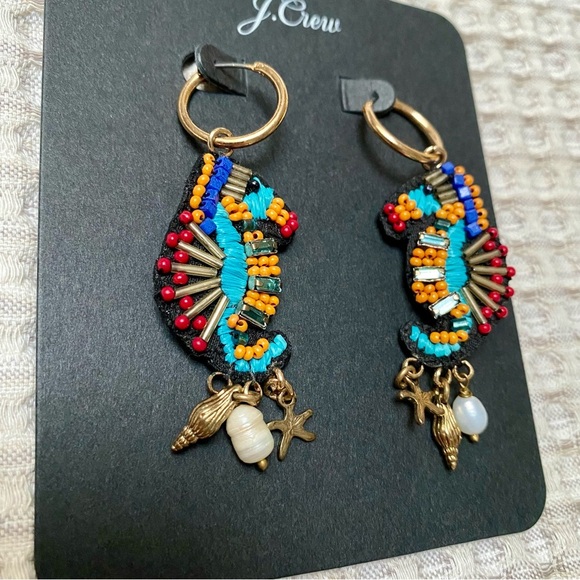 J.Crew Seahorse Charm Hoop Earrings Gold Pearl Nautical Statement NWT AP427 - Picture 4 of 8